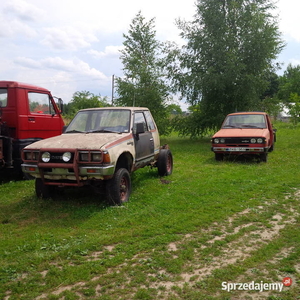 2x Datsun Pickup 720 620 KingCab