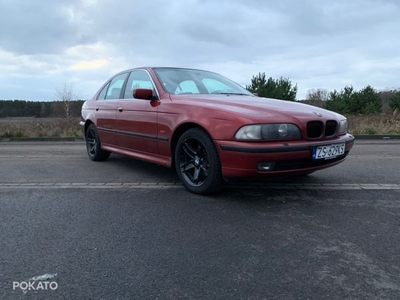 BMW E39 520i