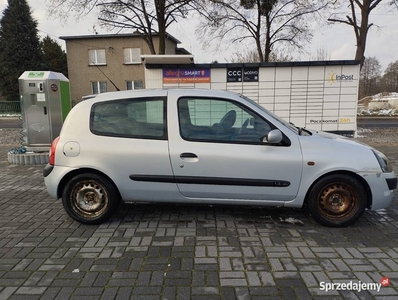 Clio 2002 rok 1.4 benzyna