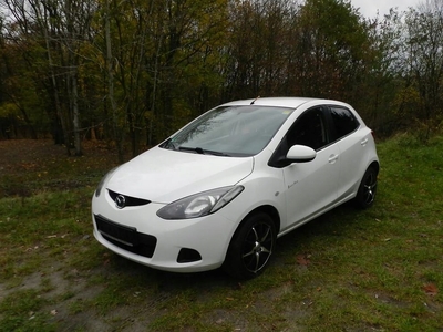 Mazda 2 II Hatchback 5d 1.3 86KM 2010