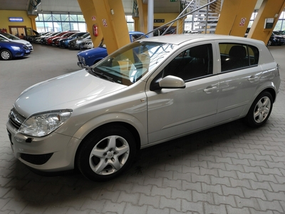 Opel Astra H Hatchback 5d 1.6 ECOTEC 115KM 2008