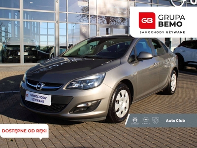 Opel Astra J Sedan 1.6 Twinport ECOTEC 115KM 2016