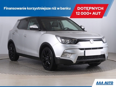 Ssangyong Tivoli Crossover 1.6 115KM 2015