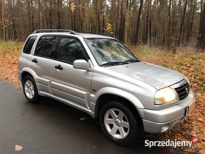 Suzuki Grand Vitara 2,5 V6 - 144 KM - 4x4