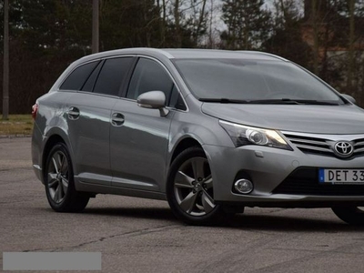 Toyota Avensis Avensis tapicerka alcantara skóra nawigacja kamera cofania opłacony