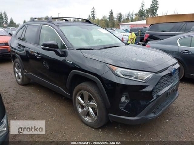 Toyota RAV 4 XLE HYBRID