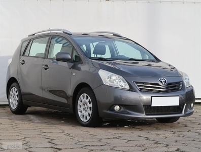 Toyota Verso , 1. Właściciel, Klima, Tempomat, Parktronic