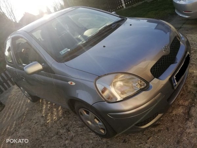 Toyota Yaris 1.0 automat