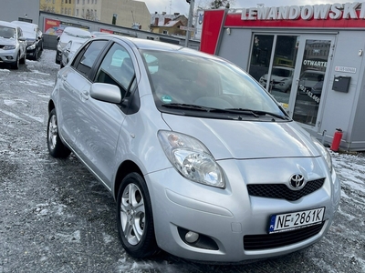 Toyota Yaris III Hatchback 5d 1.33 Dual VVT-i 99KM 2011