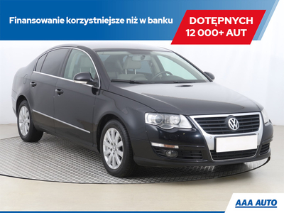 Volkswagen Passat B6 Sedan 2.0 TDI-CR DPF 110KM 2010