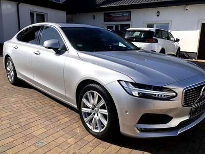 Volvo S90 II Sedan 2.0 T6 320KM 2018