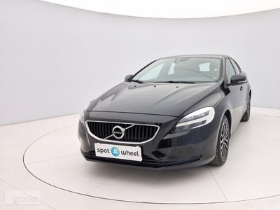 Volvo V40 II 2.0 120KM FV23% BT, kamera cof, czujniki park tyl, multifunkcja