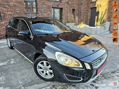 Volvo V60 Momentum Skóry Navigacja. I (2010-2018)