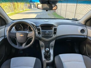 Chevrolet Cruze 1.6 16V 124KM Salon PL Niski przebieg Klimatyzacja Gwarancja