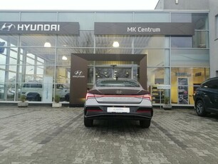 Hyundai Elantra 1.6 MPI 6MT (123 KM) Smart + Design + Tech - dostępny od ręki