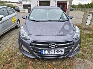 Hyundai i30 1.6 CRDi Classic +