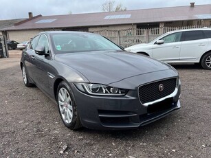 Jaguar XE 2.0 D AWD R-Sport