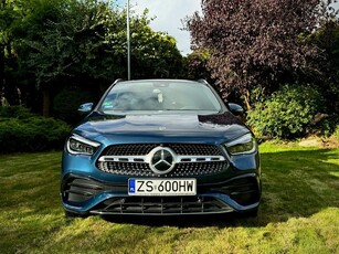 Mercedes-Benz GLA 250 4-Matic AMG Line