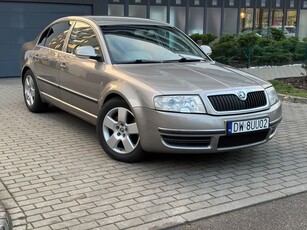 Skoda Superb 2.5 V6 TDI Elegance Tiptr