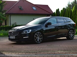 Volvo V60 D4 Geartronic Momentum