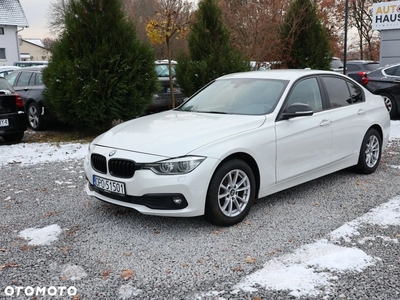 BMW Seria 3 318d Luxury Line Purity