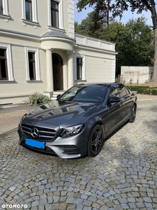 Mercedes-Benz Klasa E 220 d 4-Matic 9G-TRONIC