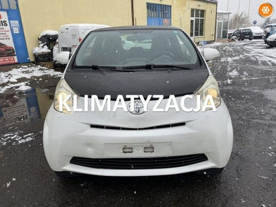 Toyota iQ IQ 2009r. 1,4 diesel Biała perła