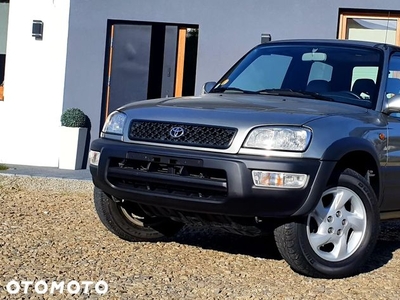 Toyota RAV4 2.0 Special