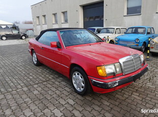 Mercedes 300 CE A124, 3,2 benz 220KM, Super Zdrowy, Fajna Baza na Klasyka.