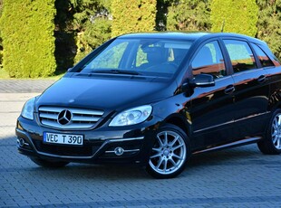 Mercedes B 180