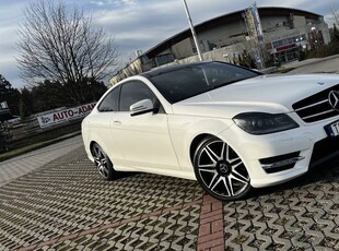 Mercedes-Benz Klasa C C350 4Matic AMG Pakiet 75tyś km. 3.5l