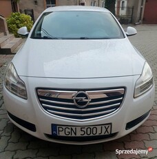 Opel Insignia 1,8 benzyna