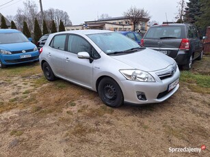 TOYOTA AURIS 1,8 HYBRYDA PRZEBIEG 104000km.Salonowa