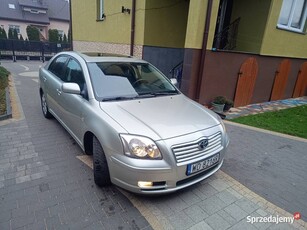 Toyota Avensis 2.0 benzyna