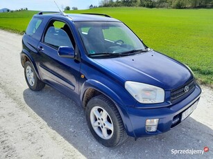 TOYOTA RAV4 napęd 4x4 2,0 benzyna 150 KM