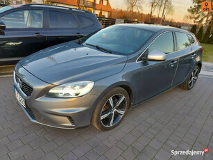 Volvo V40 2.0T2 navi FULL LED R-DESIGN chromy II (2012-)