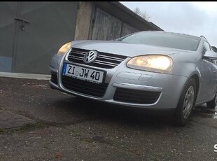 VW Golf 07r kombi 2.0tdi stan bdb. Niski przebieg 270tkm