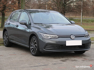 VW Golf 1.5 eTSI