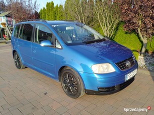 VW Touran 1,6 2004r 7 osób 6 biegów BEZ KOROZJI Kimatronik Tempomat zamiana