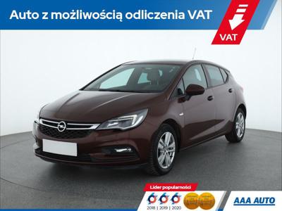 Używane Opel Astra - 65 000 PLN, 60 836 km, 2018