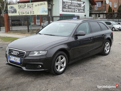 Audi a4 b8 stan bdb alu hak 136 km 270 ty km