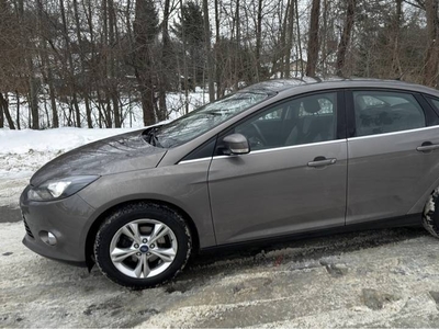 Ford focus 2013 euro5 benzyna sedan