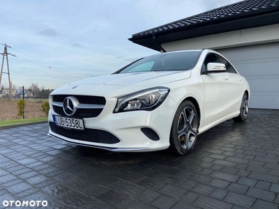 Mercedes-Benz CLA 250 7G-DCT