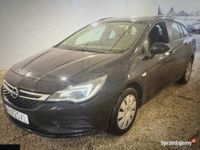 Opel Astra 1.6 diesel 110 KM Salon PL Stan BDB bezwypadkowy