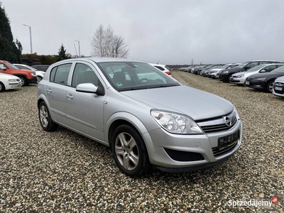 Opel Astra H