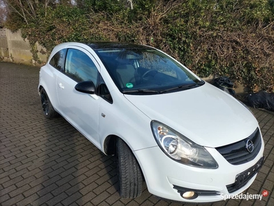 Opel Corsa 1.4 benz.-90 kM,wersja COSMO,Black dach.