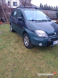 Renault scenic SX4 benzyna