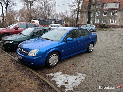 Sprzedam lub zamienię na kombi vana opla Vectrę c 2003rok