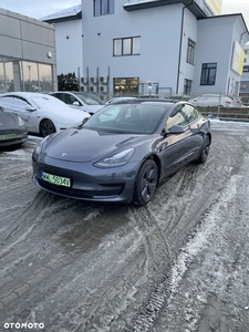 Tesla Model 3 Standard Reichweite Plus Hinterradantrieb