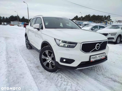 Volvo XC 40 T3 Momentum